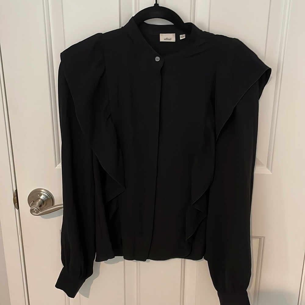 Aritiza Black Ruffle Long Sleeve with Hidden Buttons Size Small